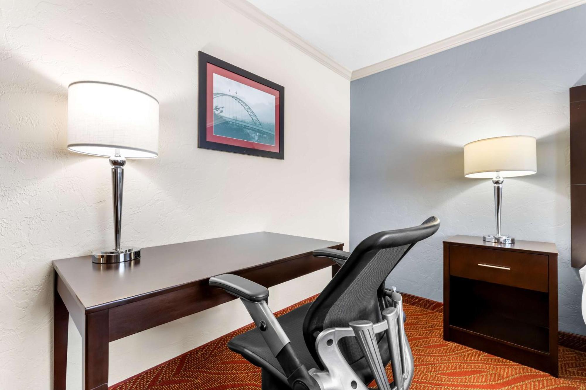 Best Western Plus Parkway Inn Wilsonville Exterior foto